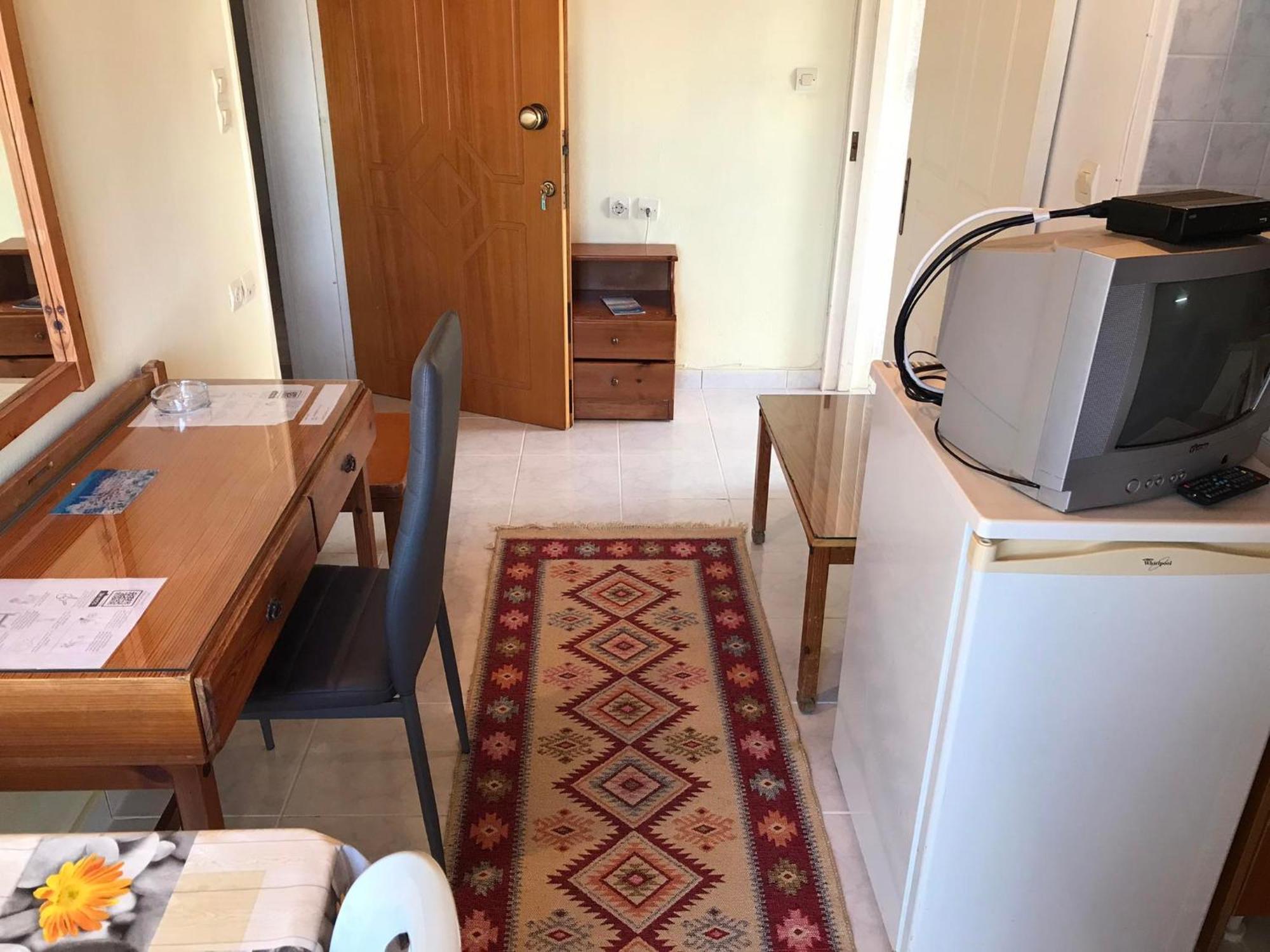 Ion Apartments Messolonghi Single Bed Room Mountain View Loft Missolonghi Экстерьер фото