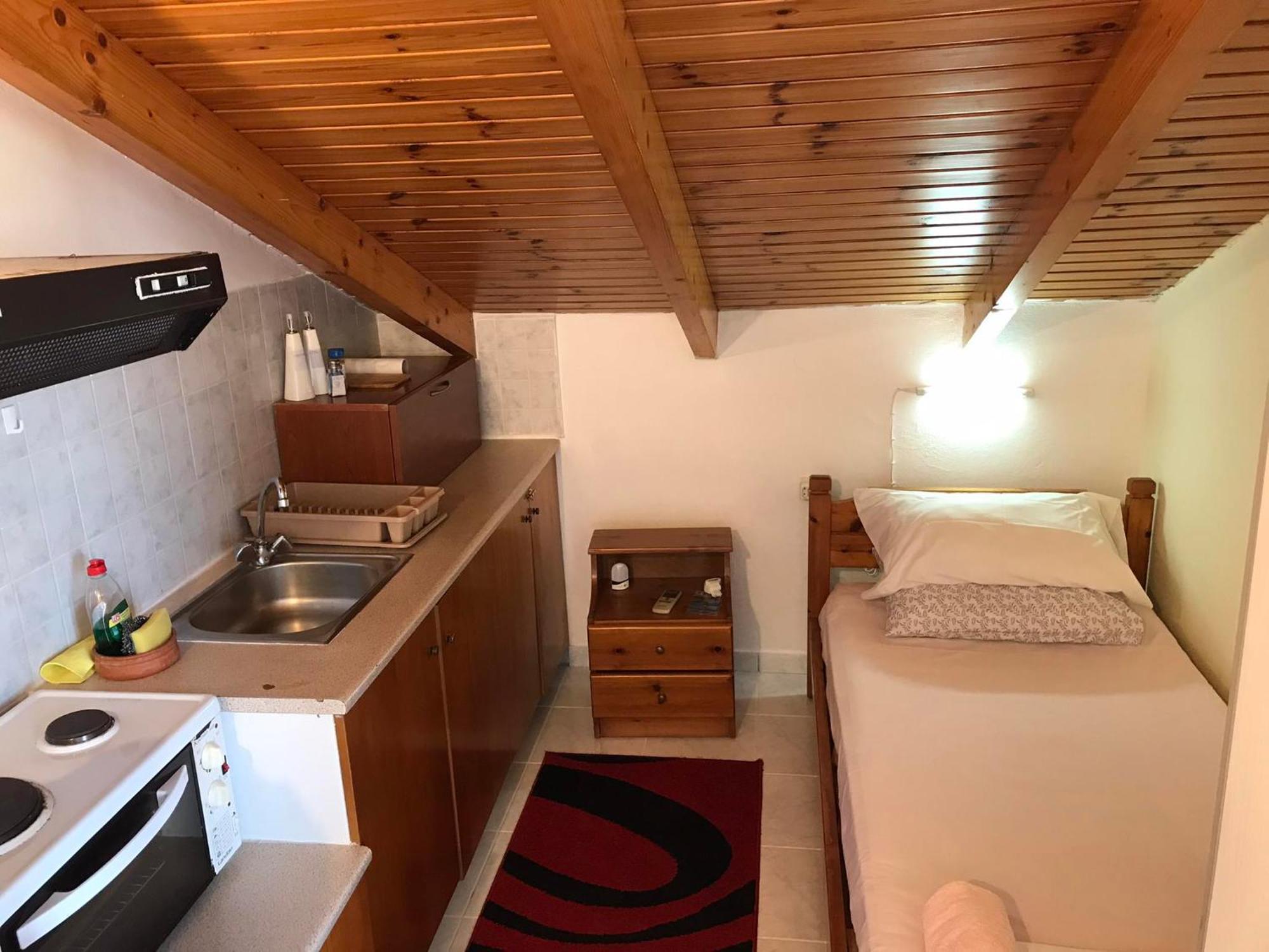 Ion Apartments Messolonghi Single Bed Room Mountain View Loft Missolonghi Экстерьер фото